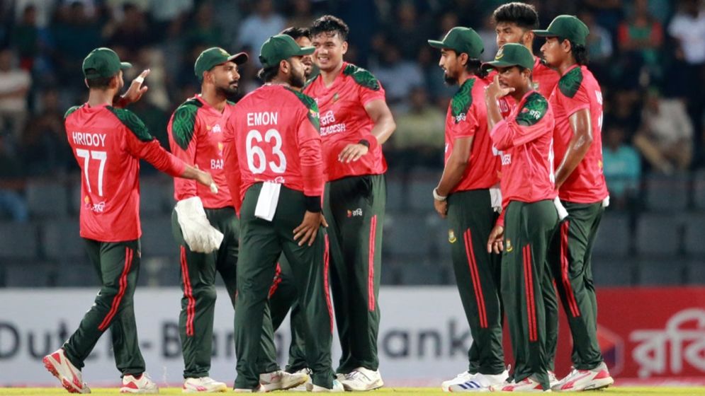আইসিসির অনুরোধ উপেক্ষা, ভারতে না খেলার সিদ্ধান্তে বিসিবি