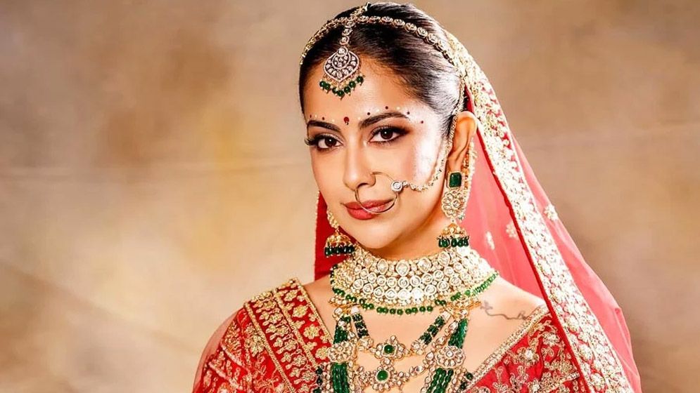 বিয়ের তিন মাসেই মা হচ্ছেন ‘বালিকা বধূ’ খ্যাত অভীকা?