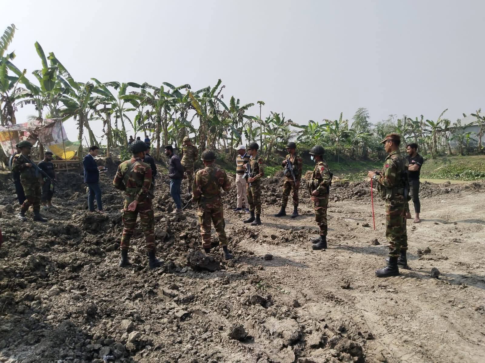 রাজবাড়ীতে অবৈধ মাটি কাটায় ১৩ জনের কারাদণ্ড, ২ লাখ টাকা জরিমানা