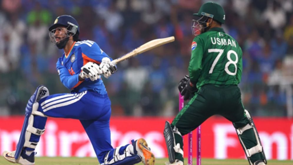 টি-টোয়েন্টি বিশ্বকাপে অভিনব রেকর্ড, ভারতের বিপক্ষে ছয় স্পিনার ঝড় দেখাল পাকিস্তান