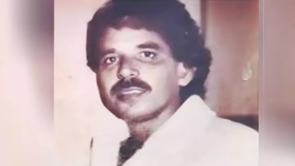 মুম্বাইয়ের ফ্ল্যাট থেকে বলিউড পরিচালকের পচাগলা লাশ উদ্ধার