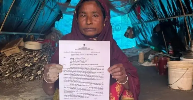 বাস্তুচ্যুত আসামবাসীর প্রশ্ন—ঘরহারা হলে কি নাগরিকত্ব থাকে না?