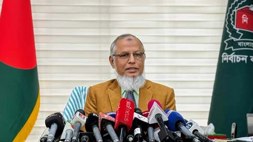 আদালতের নির্দেশ ছাড়া ভোট পুনর্গণনা নয়: জামায়াতসহ ১১ দলের অভিযোগ প্রত্যাখ্যান