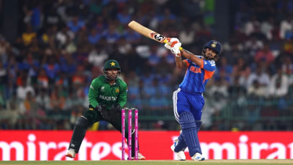 পাক বোলারদের নাস্তানাবুদ করে কলম্বোয় তাণ্ডব চালালেন ইশান