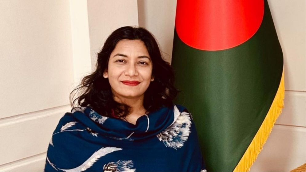 ফখরুলকন্যার সতর্কবার্তা: চোর-সুবিধাবাদীদের আসা নিষেধ