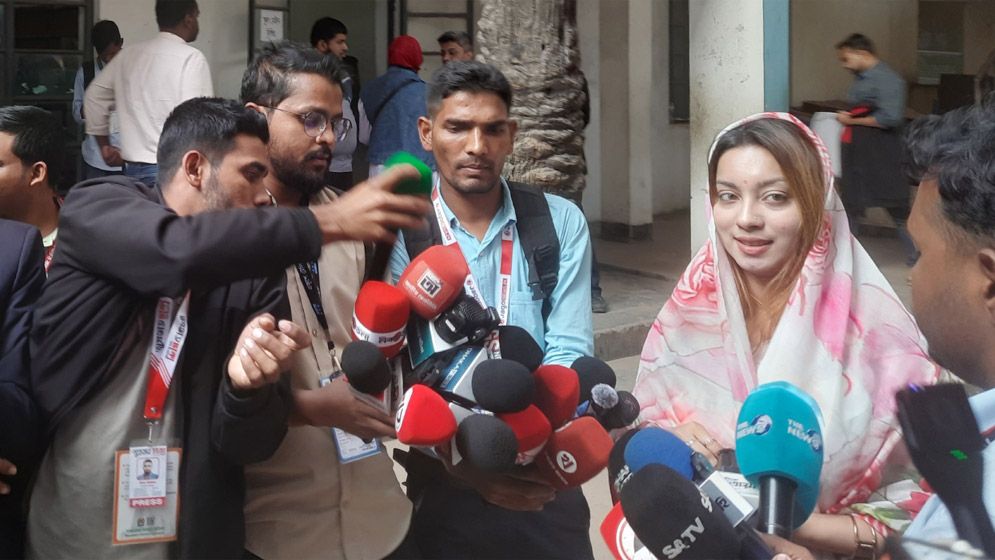 সাহসই আমার বড় অর্জন: নিরাপত্তা প্রসঙ্গে যা বললেন মেঘনা আলম