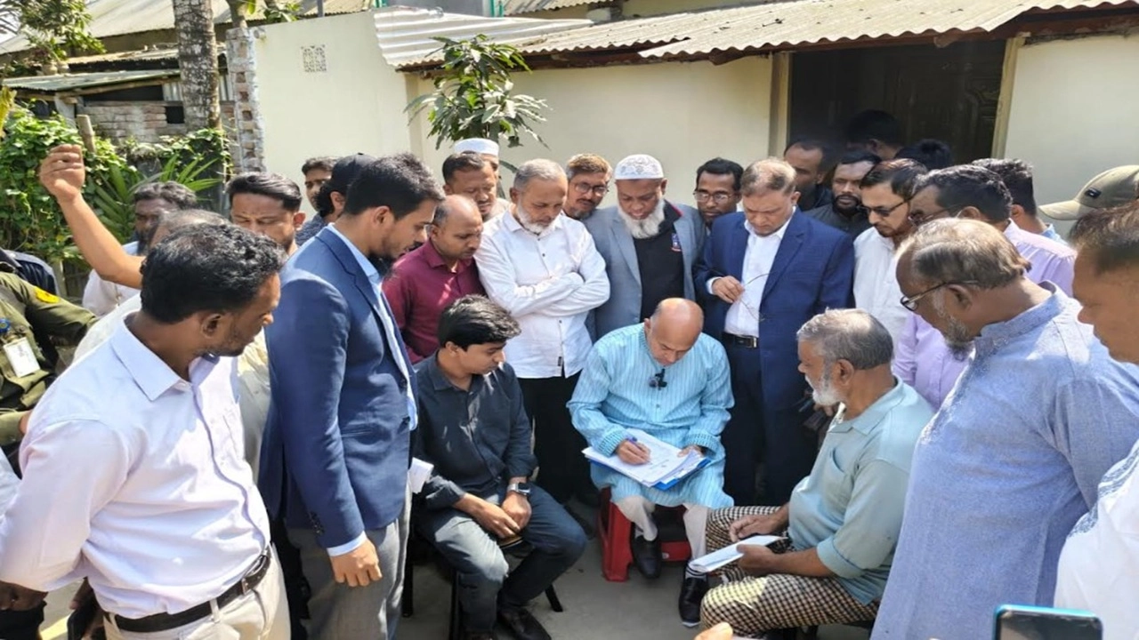 পাংশায় সুবিধাভোগীদের তথ্য সংগ্রহের মধ্য দিয়ে ফ্যামিলি কার্ড প্রকল্পের সূচনা