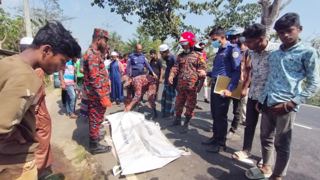 ঝালকাঠিতে অটোরিকশার সাথে মোটরসাইকেল সংঘর্ষ, নিহত ১