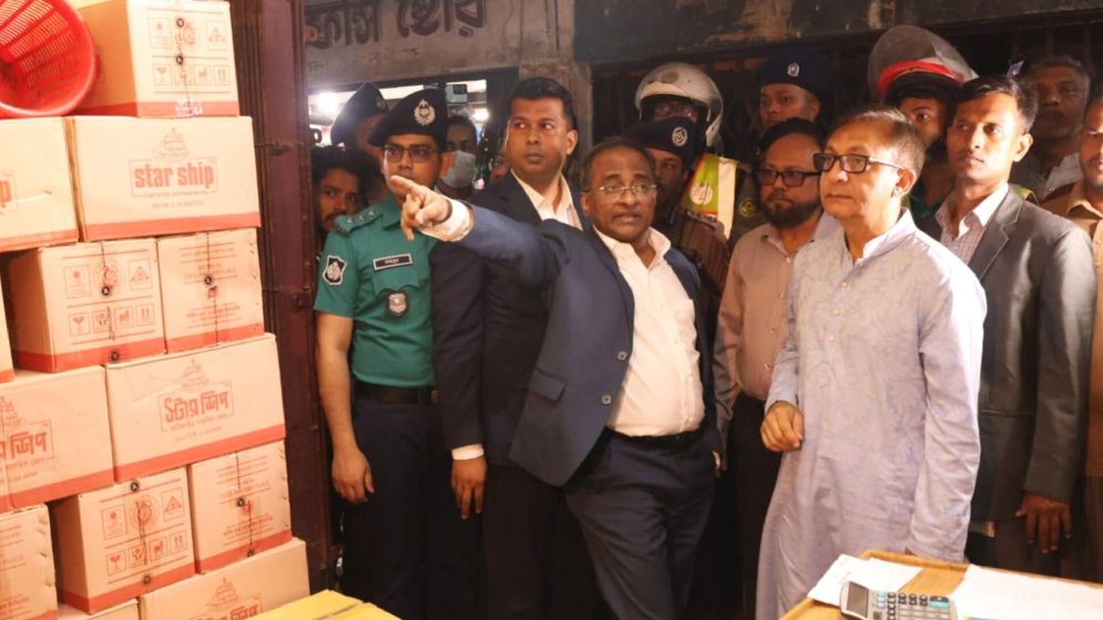 পাইকারি ও খুচরা বাজারে দামের পার্থক্য তদন্তে কমিটি গঠনের ঘোষণা