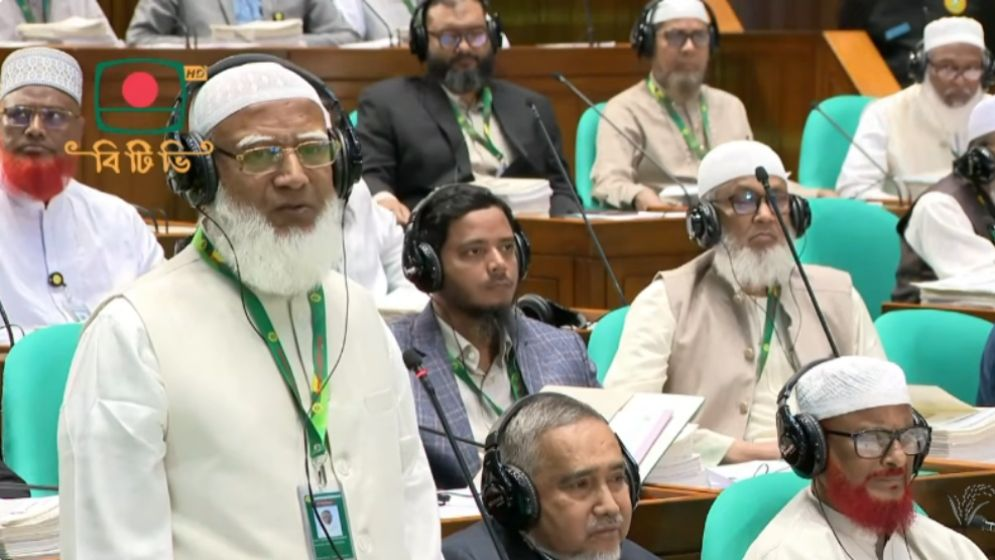 ত্রয়োদশ সংসদের প্রথম অধিবেশন শুরু, বিরোধী বেঞ্চে শীর্ষ নেতারা