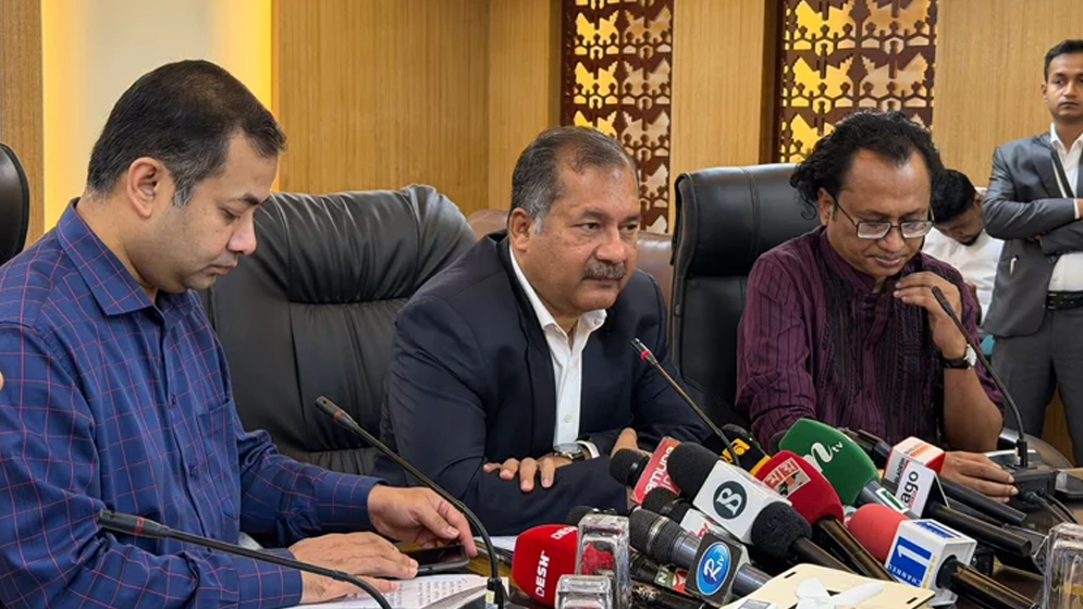 পরিবার কার্ড থেকে কৃষক কার্ড: সরকারের মহাপরিকল্পনার কথা জানালেন তথ্যমন্ত্রী