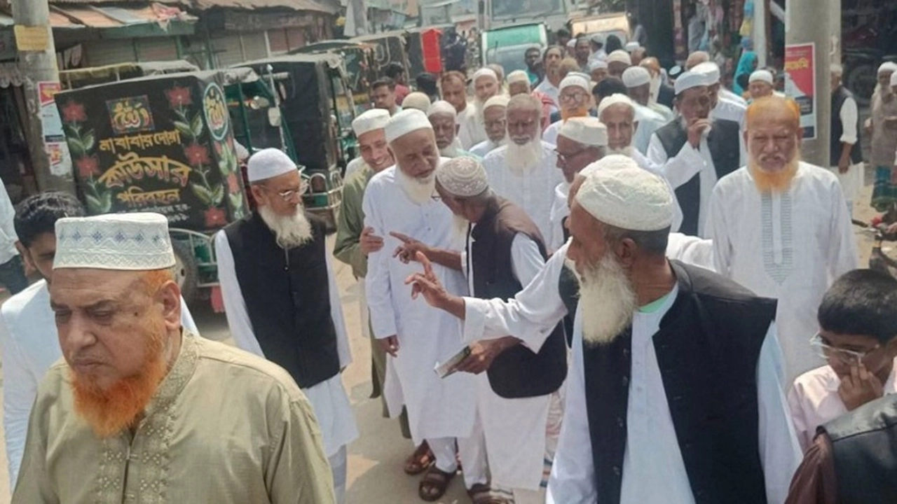 স্বাধীনতা দিবসের অনুষ্ঠানে জামায়াত এমপি, মুক্তিযোদ্ধাদের বর্জন