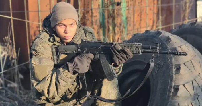 ইউক্রেন যুদ্ধের ফাঁদে বাংলাদেশি তরুণরা, দেশে ফিরলেন মৃত্যুর স্বাদ নিয়ে