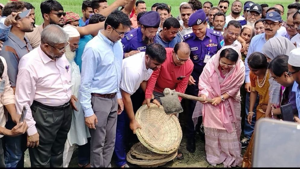 খাল খননে কৃষি ও অর্থনীতিতে বৈপ্লবিক পরিবর্তন আসবে: বিমানমন্ত্রী