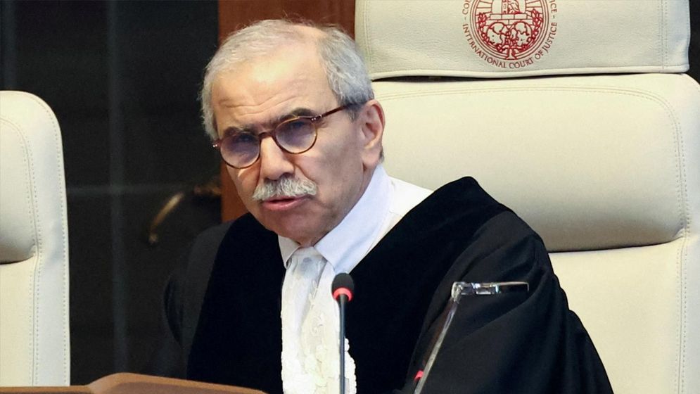 লেবাননের নিরাপত্তায় হুমকি, ইসরাইলে রকেট হামলায় ক্ষুব্ধ নাওয়াফ সালাম