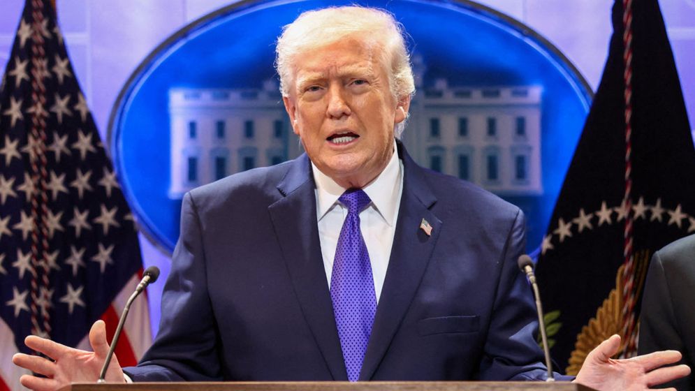 যুদ্ধবিধ্বস্ত মধ্যপ্রাচ্যে শান্তির আলো, ইরানের সঙ্গে আলোচনায় ট্রাম্প