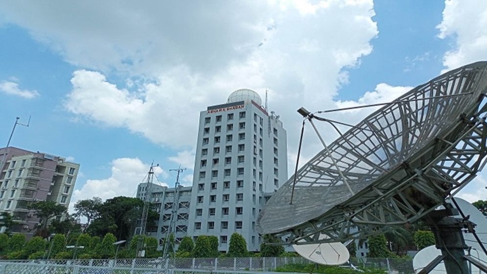 তাপমাত্রার পারদ চড়ছে, দুই বিভাগে ঝোড়ো বাতাসের সতর্কতা