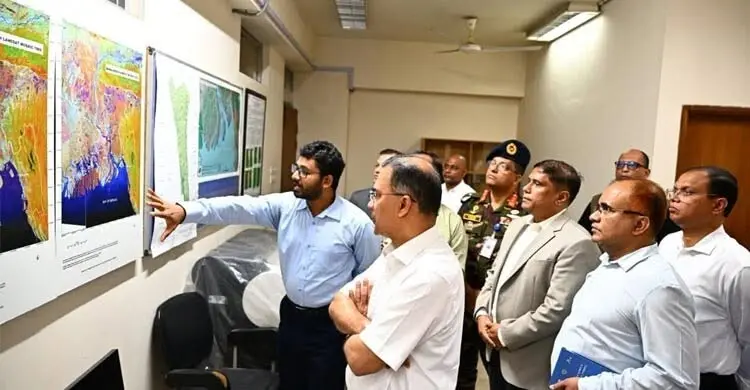 মহাকাশ গবেষণায় গতি আনতে স্পারসো পরিদর্শন প্রধানমন্ত্রী তারেক রহমানের