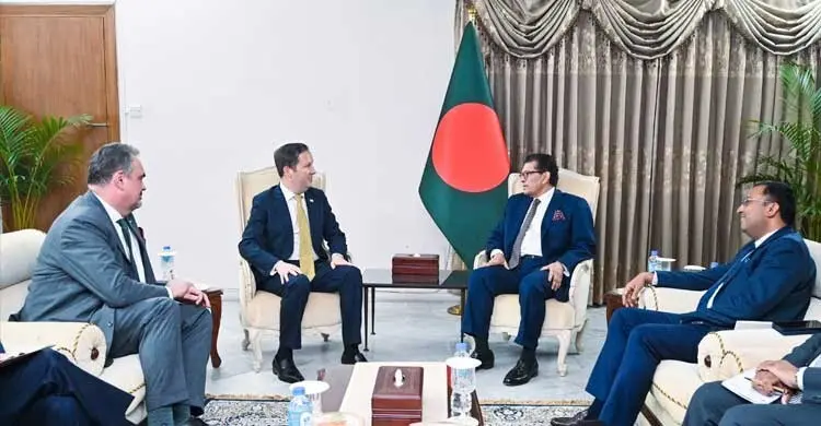 বাংলাদেশের নিরাপত্তায় যুক্তরাষ্ট্রের স্বীকৃতি, কমলো ভ্রমণ সতর্কতা
