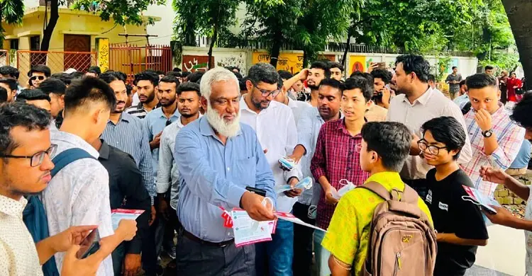ডেঙ্গু প্রতিরোধে চিকিৎসার চেয়ে সচেতনতাই জরুরি: ড্যাব মহাসচিব