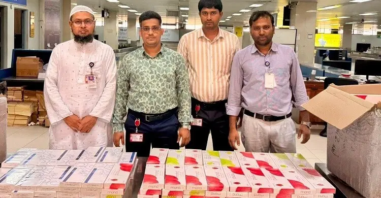শাহ আমানতে ২৩৫ কার্টন সিগারেট জব্দ, রাজস্ব আদায় সাড়ে ৫ লাখ টাকা