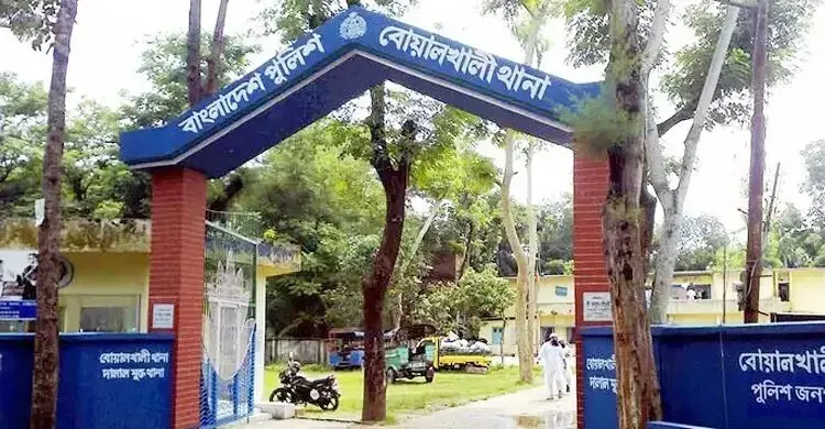 চট্টগ্রামে ঘরের তালা ভেঙে ১২ লাখ টাকার স্বর্ণ চুরি