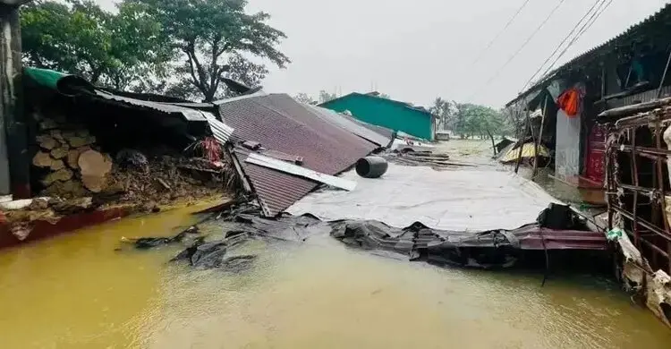 চট্টগ্রামে বন্যা-পাহাড়ধসে ৪৩ জনের মৃত্যু, ক্ষতিগ্রস্ত ৮ লাখ মানুষ