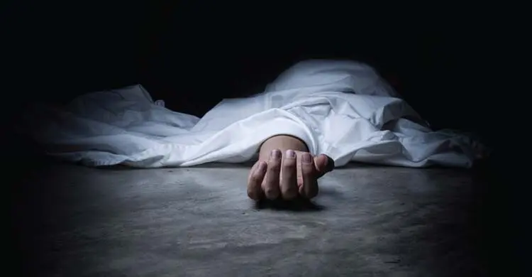 সাতকানিয়ায় বন্যার স্রোতে কবরস্থান থেকে ভেসে এল তিন লাশ