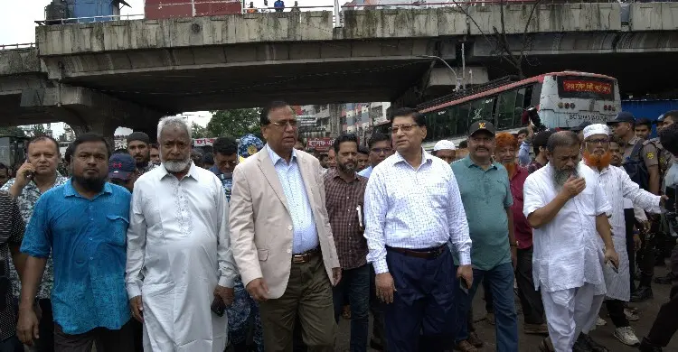 মানিকনগর প্রধান সড়কের উন্নয়ন: ডিসেম্বরের মধ্যেই কাজ শেষের প্রত্যয়