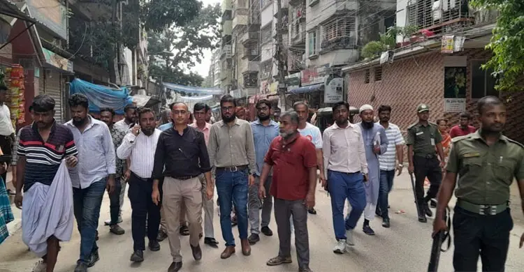 বারবার সতর্কতার পরও লার্ভা: মানিকনগরে ৫ বাসার জরিমানা ৩১ হাজার