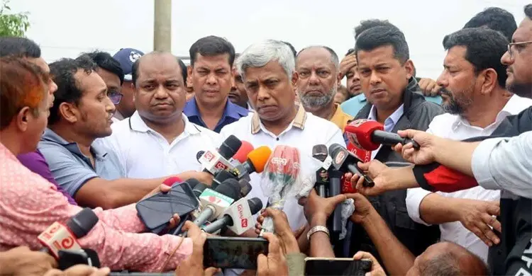 সাতকানিয়ার বন্যার্তদের ঘর মেরামতে সরকারি সহায়তার ঘোষণা