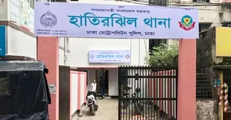 রামপুরায় মাদরাসায় শিশুর মর্মান্তিক মৃত্যু, গ্রিলের সাথে ঝুলছিল লাশ