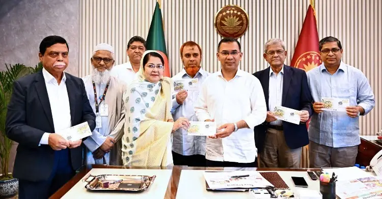 পল্লী উন্নয়ন দিবস উপলক্ষে ডাকটিকিট অবমুক্ত করলেন প্রধানমন্ত্রী