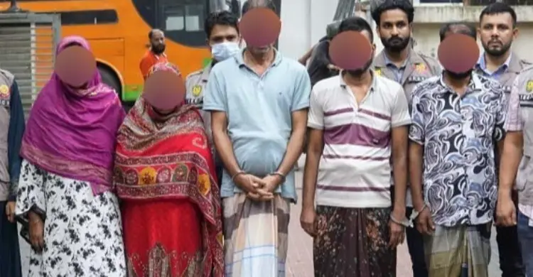 নারী দিয়ে ফ্লাটে ডেকে এনে আপত্তিকর ভিডিও, ডিবির হাতে গ্রেফতার ৫