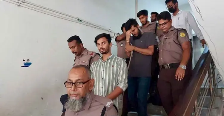 সিঙ্গাপুরে উগ্রবাদী পোস্ট: দেশে ফিরিয়ে দুই বাংলাদেশি গ্রেফতার