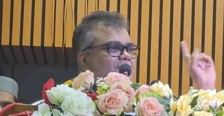 জবি প্রক্টরের হুঁশিয়ারি, শেখ হাসিনার মরদেহ দেশের মাটি গ্রহণ করবে না