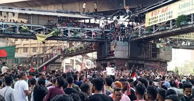 জুলাই গণঅভ্যুত্থান: ৩৬ দিনের রক্তাক্ত স্মৃতি এখনো জীবন্ত