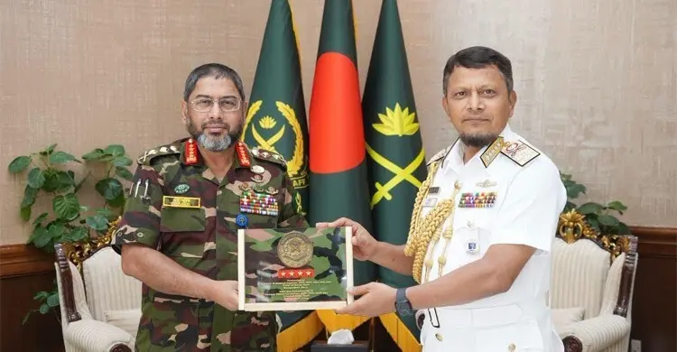 সেনাপ্রধানের সঙ্গে সৌজন্য সাক্ষাৎ, গার্ড অব অনার পেলেন নৌবাহিনী প্রধান