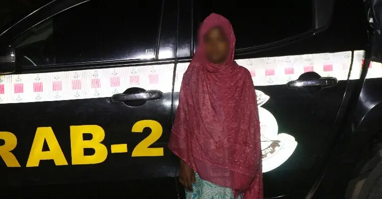 কাশিমপুর কারাগার থেকে পালানো নারী কয়েদি রিম্পা হাজারীবাগে গ্রেফতার