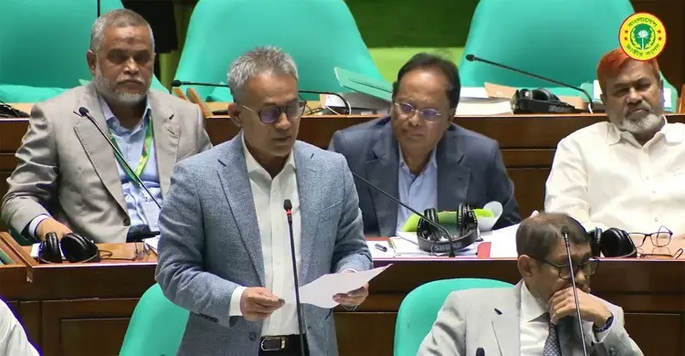 যানজট নিয়ন্ত্রণে ব্যাটারিচালিত রিকশা নিয়ন্ত্রণে আসছে সুনির্দিষ্ট নির্দেশনা