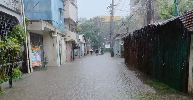 বৃষ্টি-দুর্যোগে দ্রুত সেবায় ১০১ সদস্যের র‍্যাপিড রেসপন্স টিম