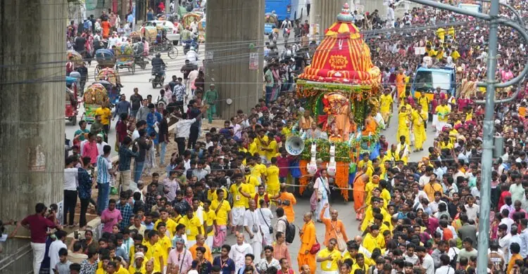 ডিএমপির নিরাপত্তা বেষ্টনীতে রাজধানীতে শান্তিপূর্ণভাবে সম্পন্ন রথযাত্রা