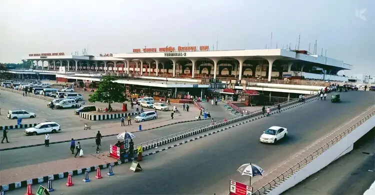 শাহজালাল বিমানবন্দরের কার্গো ভিলেজ সংলগ্ন এলাকায় ধোঁয়া, কাজ করছে ফায়ার সার্ভিস