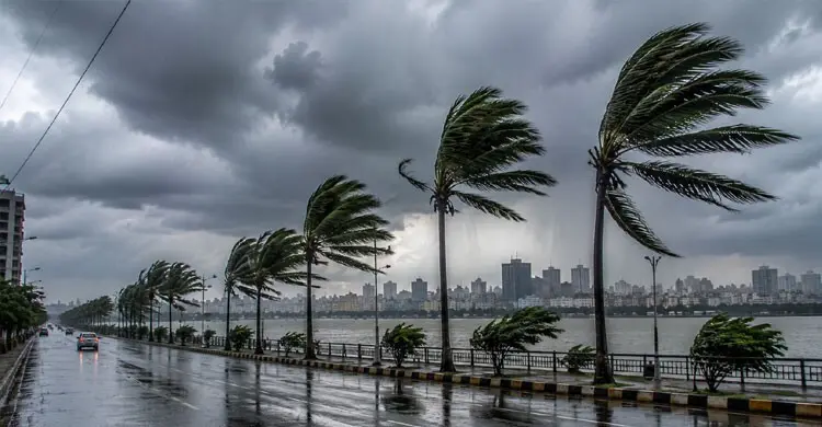 ২০ অঞ্চলে ঝড়ের সম্ভাবনা, ৬০ কিলোমিটার বেগে বাতাসের সতর্কতা