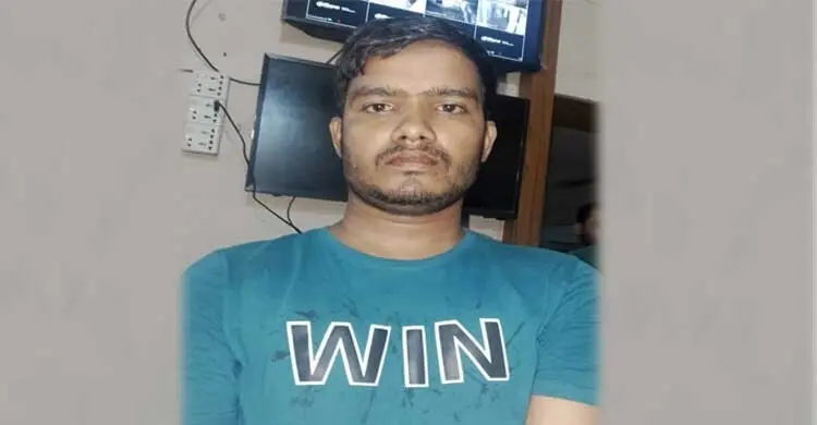 পরোয়ানাভুক্ত আসামি খোকনের পকেটে ৪০ পিস ইয়াবা, বোয়ালখালীতে গ্রেফতার