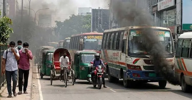 ধোঁয়া নির্গমনে ৯১৫ যানবাহনের বিরুদ্ধে ব্যবস্থা, সবচেয়ে বেশি মতিঝিলে