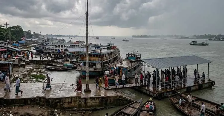 দেশের ৭ অঞ্চলে ঝড়-বৃষ্টির পূর্বাভাস, নদীবন্দরে ১ নম্বর সতর্ক সংকেত