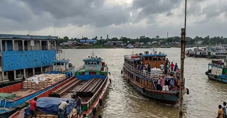 দেশের ১৩ অঞ্চলে ঝড়ো হাওয়ার আশঙ্কা, নদীবন্দরে ১ নম্বর সংকেত