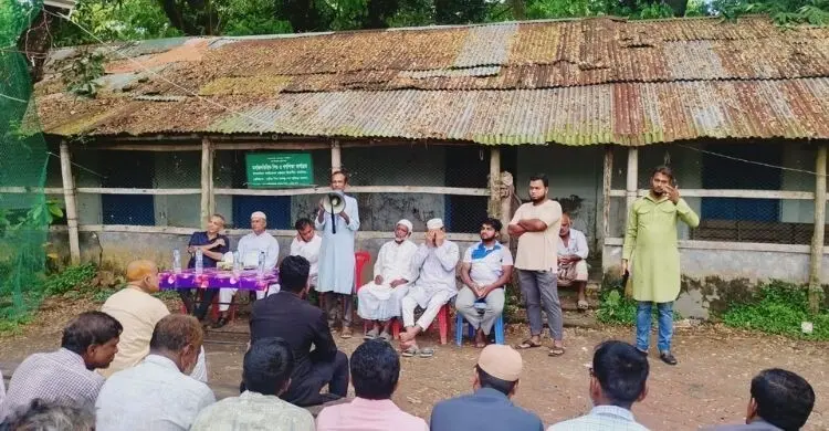 চট্টগ্রামে মাদকের বিরুদ্ধে রুখে দাঁড়ালেন পটিয়ার তেকোটা গ্রামের সর্বস্তরের মানুষ