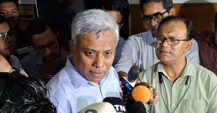 সন্ধ্যা থেকে বিদ্যুৎ পরিস্থিতির উন্নতির আশ্বাস প্রতিমন্ত্রীর